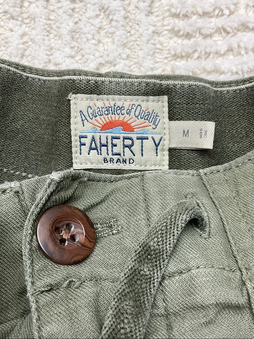 Faherty Dune Utility Short Light Pine Color Men’s Size Medium